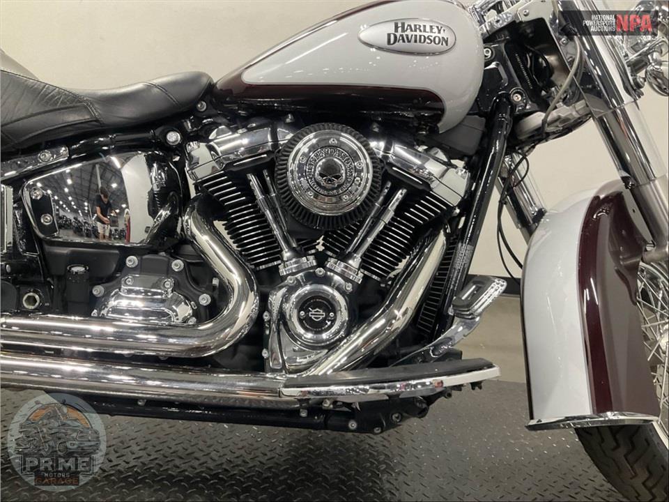 2021 Harley-Davidson FLHC HERITAGE CLASSIC — фото 6