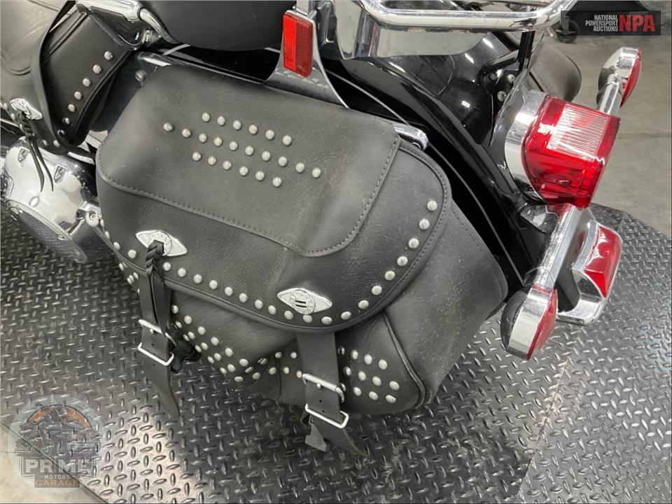 2010 Harley-Davidson FLSTC HERITAGE SOFTAIL CLASSIC — фото 28