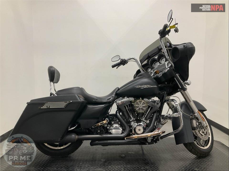 2013 Harley-Davidson FLHX STREET GLIDE — фото 1