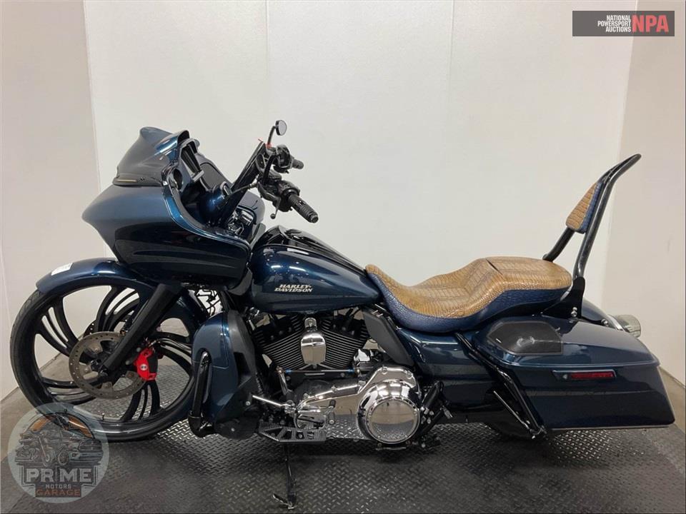2016 Harley-Davidson FLTRU ROAD GLIDE ULTRA — фото 3