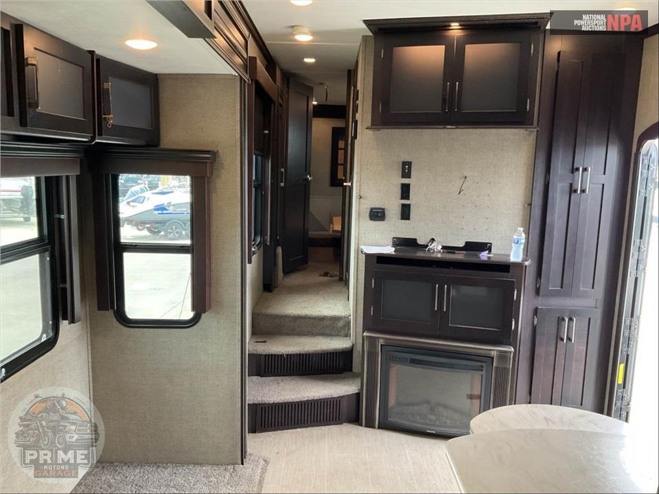 2016 Keystone Rv M-352 TS - RAPTOR TOY HAULER TOY HAULER SERIES — фото 8
