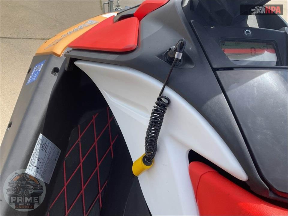 2024 Seadoo/Brp SPARK 2UP CONVENIENCE PKG — фото 8
