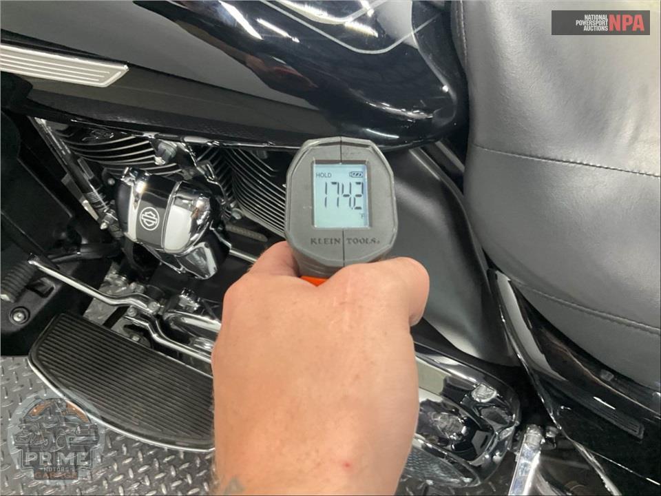 2023 Harley-Davidson FLHTCUTG TRI GLIDE ULTRA CLASSIC — фото 8