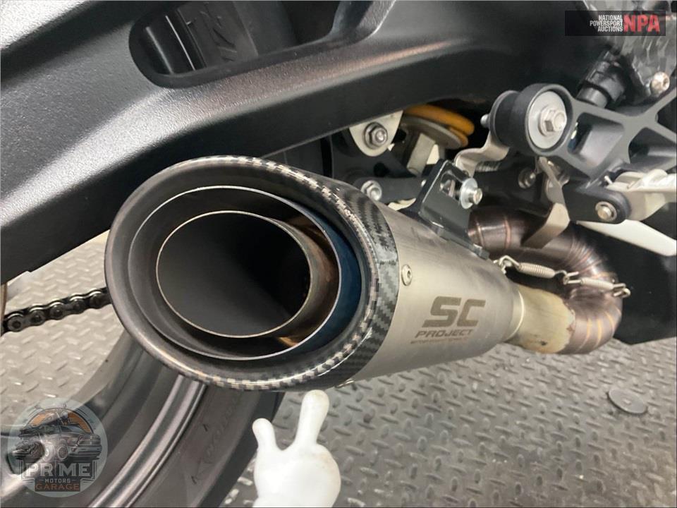 2022 Triumph STREET TRIPLE 765 RS (SILVER) — фото 19