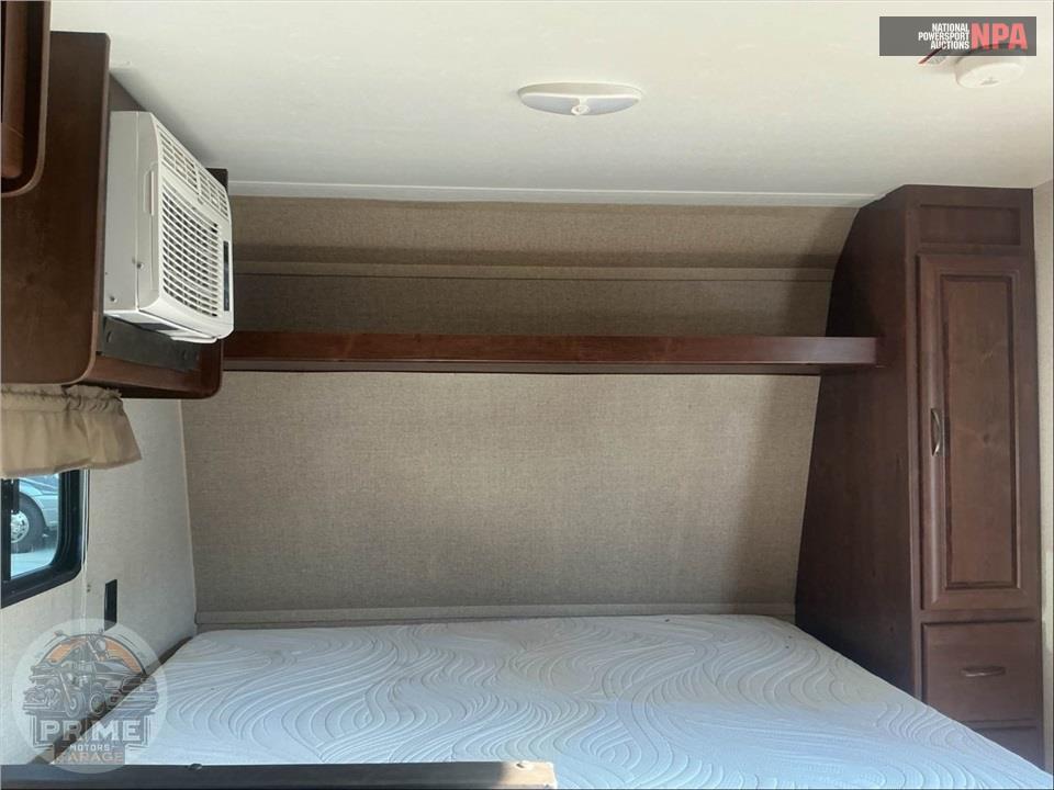 2017 Crossroads Rv M-18 BH - Z-1 LITE SERIES — фото 11