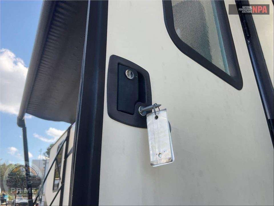 2017 Keystone Rv M-29 FK - SPRINTER CAMPFIRE EDITION SERIES — фото 36