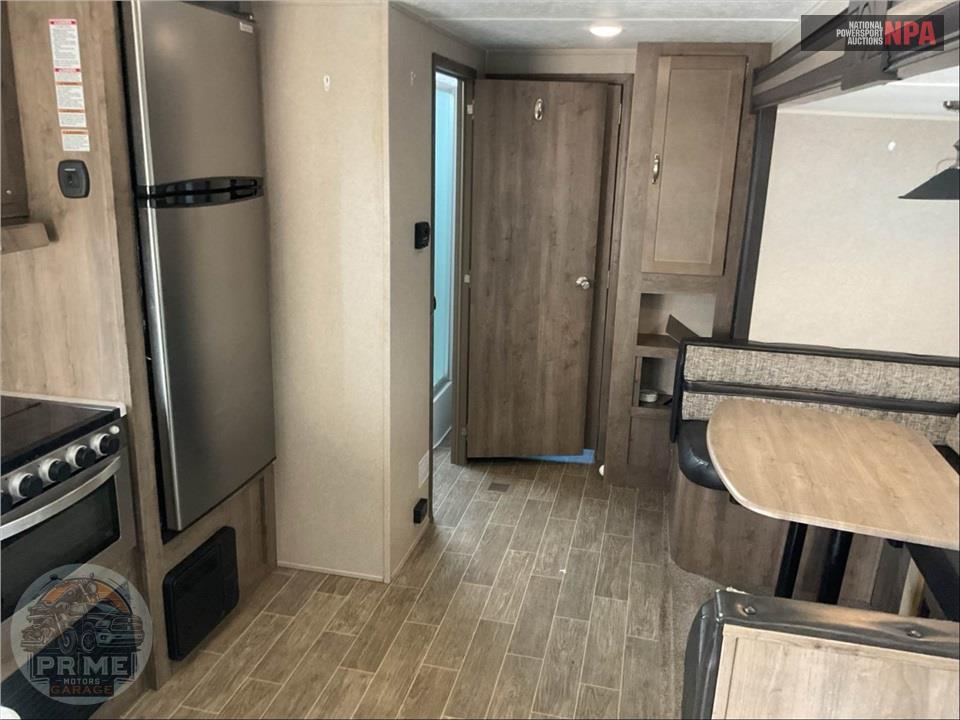 2019 Palomino By Forest River M-32RBFQ - PUMA SERIES — фото 7