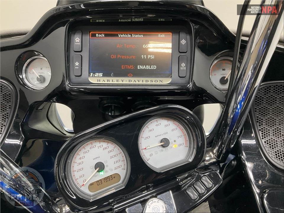 2015 Harley-Davidson FLTRXS ROAD GLIDE SPECIAL — фото 5