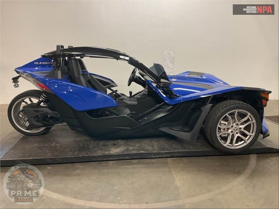 2023 Polaris SLINGSHOT SL — фото 1
