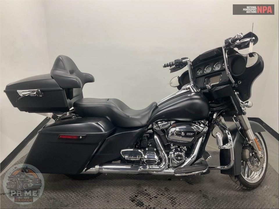 2017 Harley-Davidson FLHXS STREET GLIDE SPECIAL — фото 1