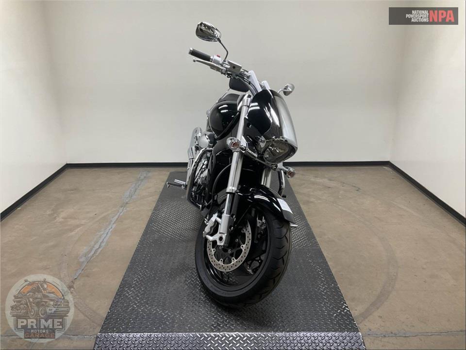 2025 Suzuki VZR1800M5 BOULEVARD M109R — фото 2