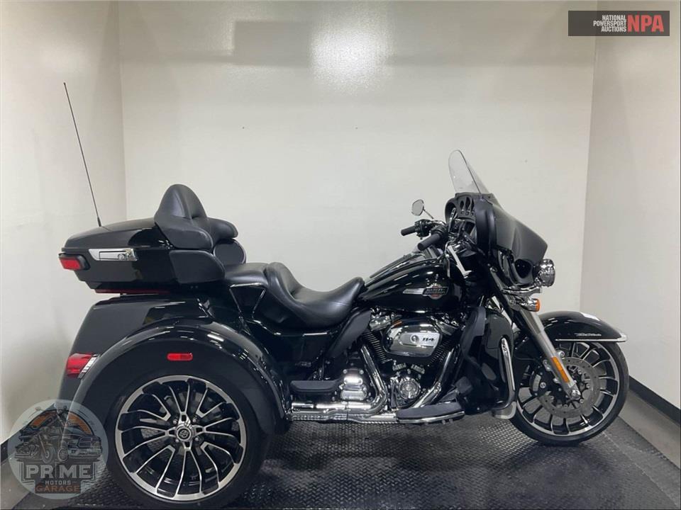 2025 Harley-Davidson FLHTCUTG TRI GLIDE ULTRA CLASSIC — фото 1