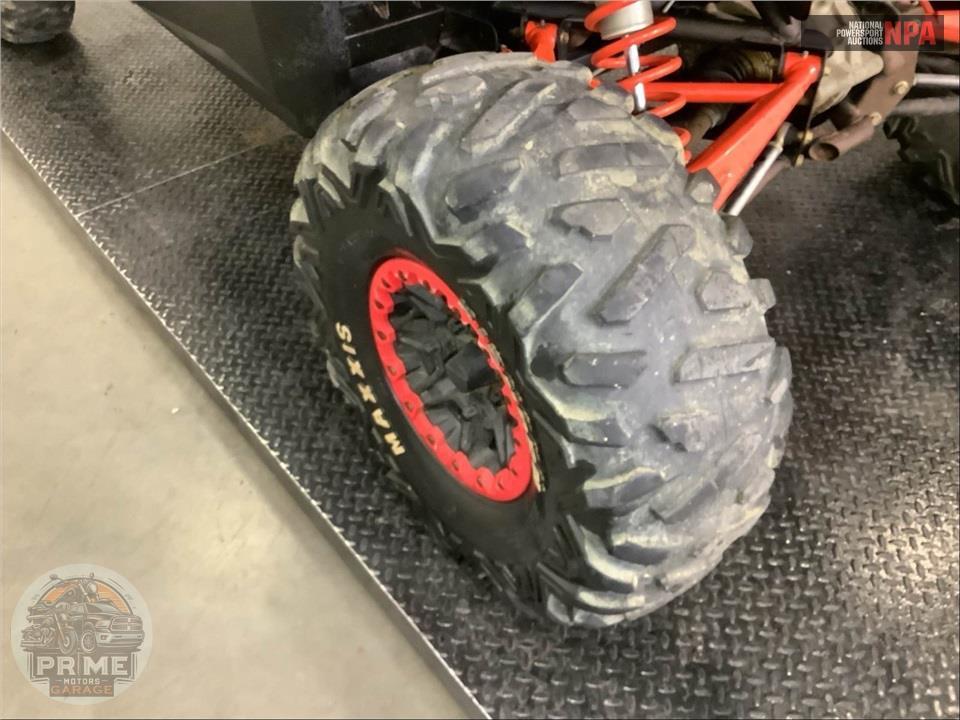 2015 Can-Am MAVERICK 1000R X RS DPS — фото 37