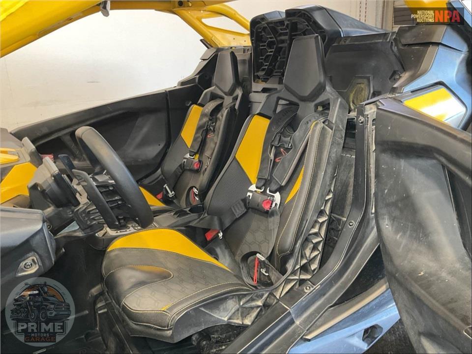 2024 Can-Am MAVERICK R X RS WITH SMART-SHOX — фото 31