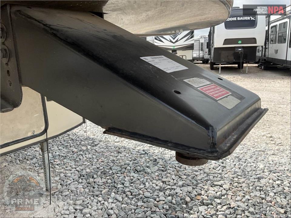 2013 Crossroads Rv M-26 RB - SUNSET TRAIL RESERVE FIFTH WHEEL SERIES — фото 40