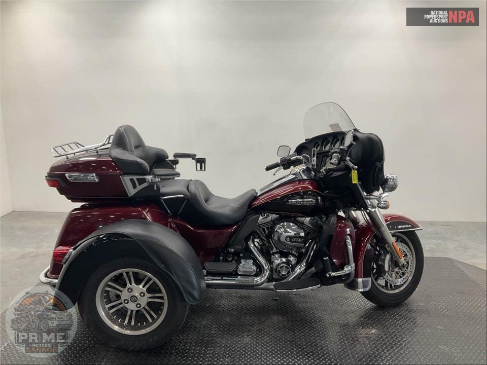 2014 Harley-Davidson FLHTCUTG TRIGLIDE ULTRA CLASSIC — фото 1