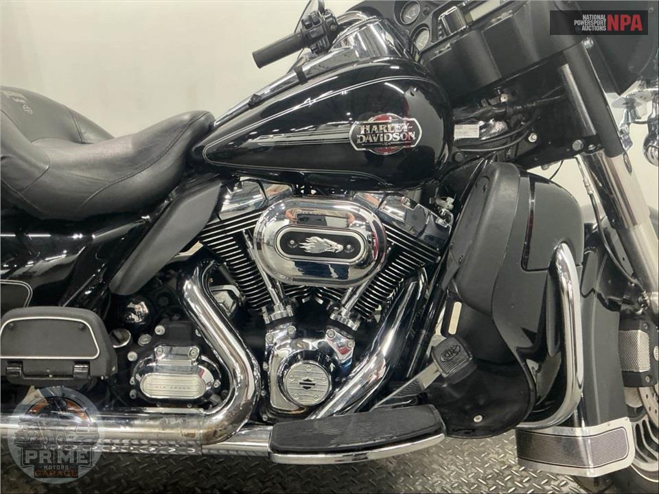 2012 Harley-Davidson FLHTCU UL CLSC EL GLIDE — фото 6