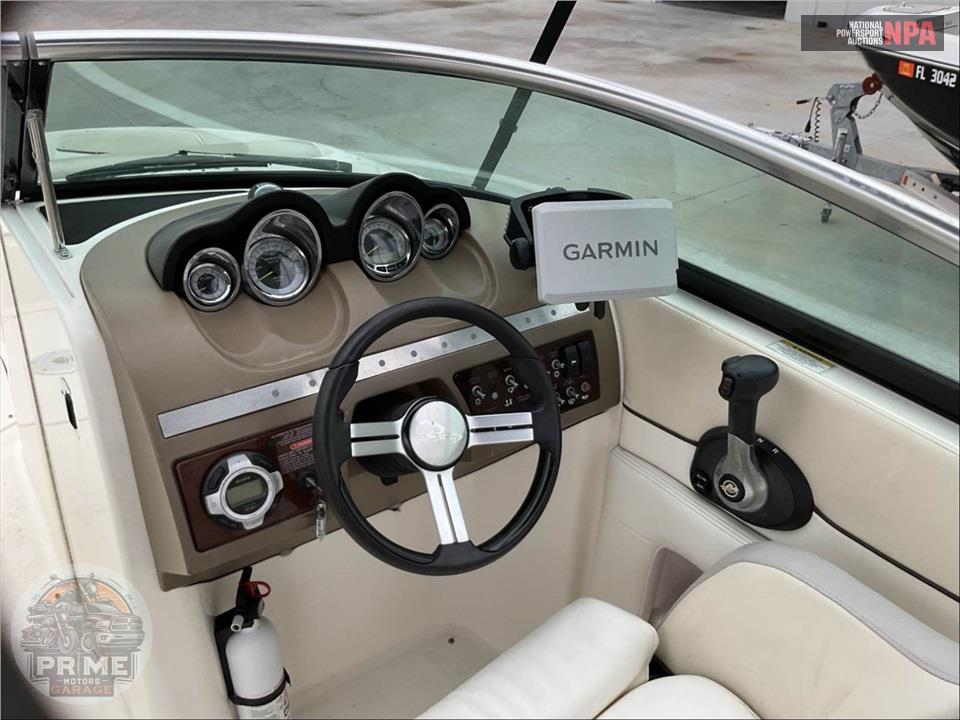 2013 Sea Ray Boats 260 SUNDECK SUNDECK SERIES L=26/E=1-SD — фото 21