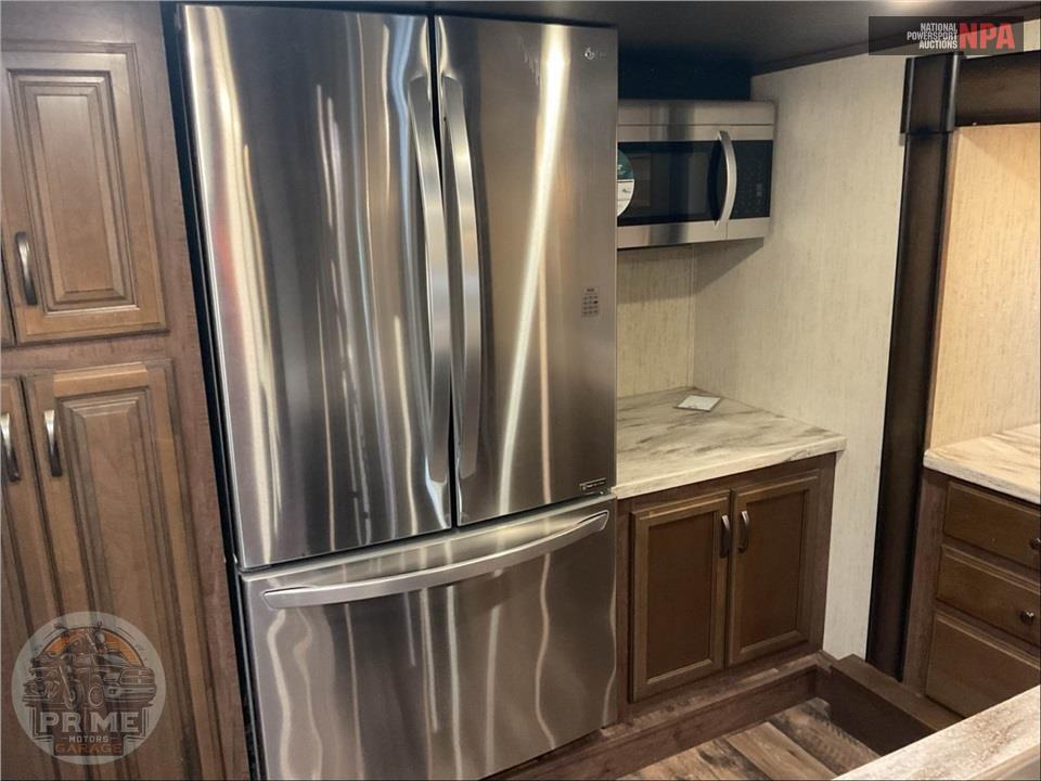 2020 Sierra By Forest River M-38FKOK - FIFTH WHEEL SERIES — фото 17