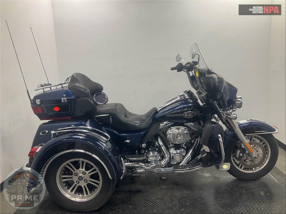 2012 Harley-Davidson FLHTCUTG TRIGLIDE UL CLSC — фото 1