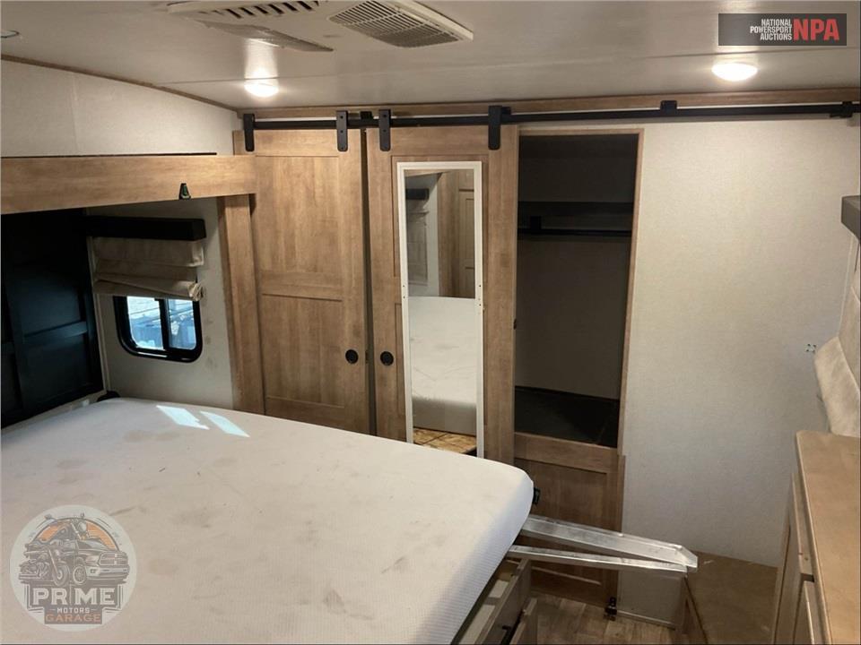 2021 Keystone Rv M-370 RL - ARCADIA FIFTH WHEEL SERIES — фото 12