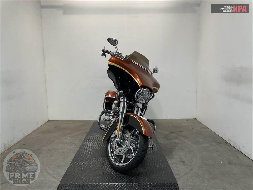 2008 Harley-Davidson FLHTCUSE3 — фото 2
