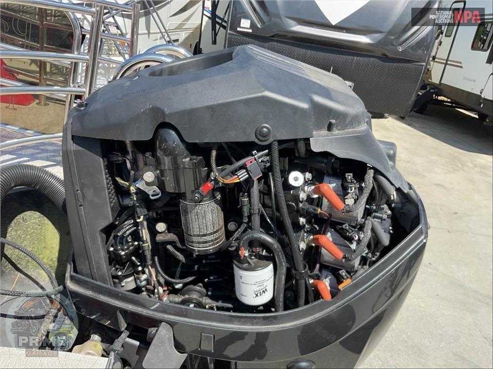 2017 Caravelle Boat Group 238 PF(***) RAZOR SERIES L=23/E=1 150HP EVIN OB — фото 8