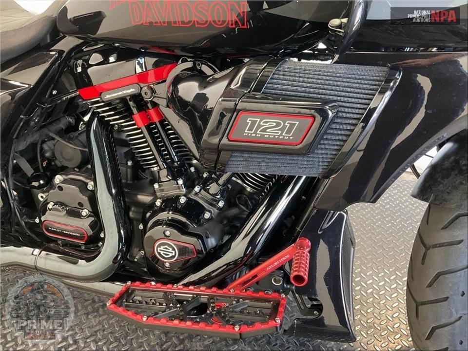 2024 Harley-Davidson FLTRXSTSE CVO ROAD GLIDE ST — фото 6