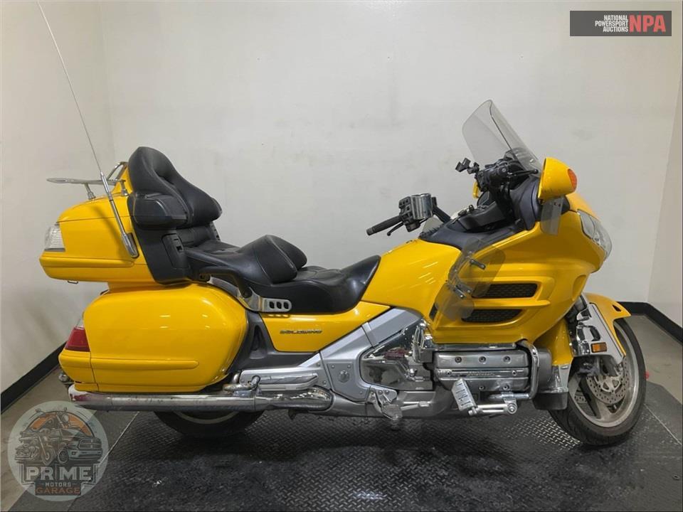 2010 Honda GL1800HPNMA GOLDWING — фото 1