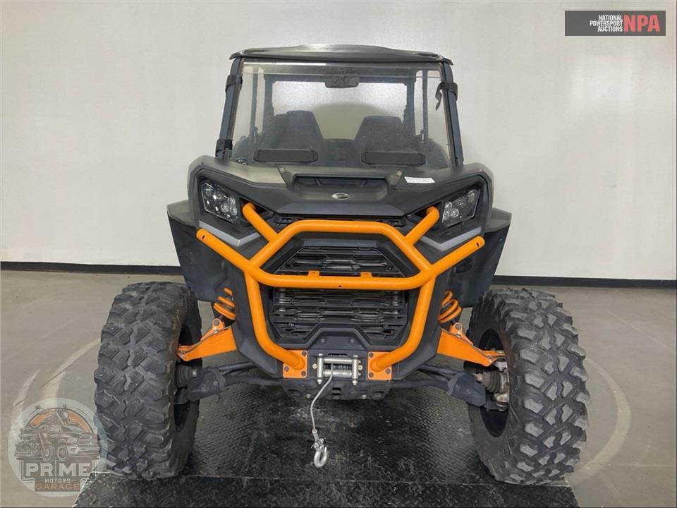 2025 Can-Am COMMANDER MAX XT-P 1000R — фото 2