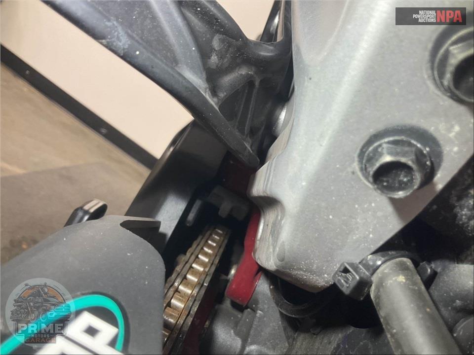 2022 Indian Motorcycle FTR R CARBON — фото 11