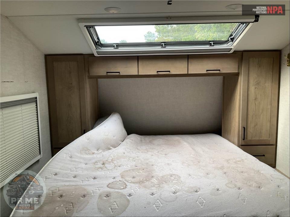 2023 Ember M-201FBQ - OVERLAND SERIES — фото 12