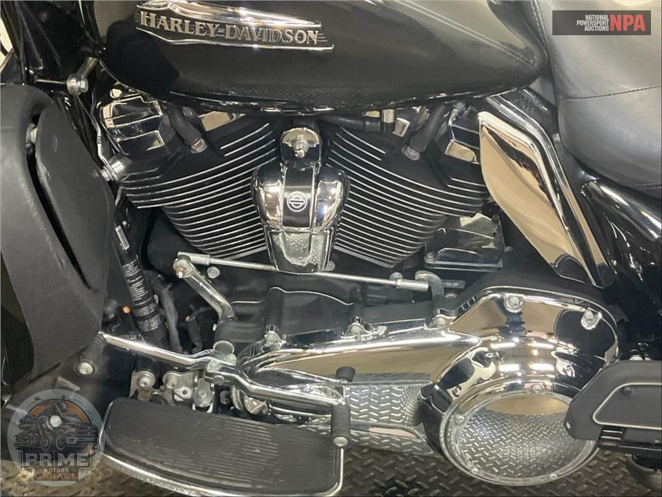 2018 Harley-Davidson FLHTCU ELECTRA GLIDE ULTRA CLASSIC — фото 7