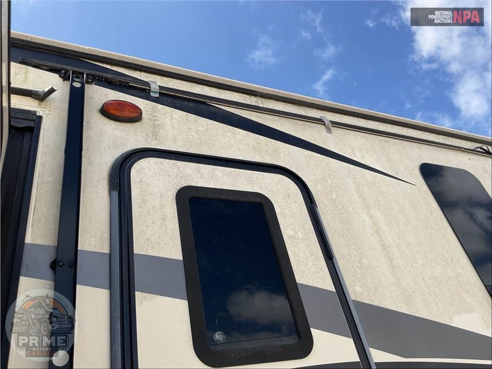 2017 Keystone Rv M-3661 RL MONTANA FIFTH WHEEL SERIES — фото 30