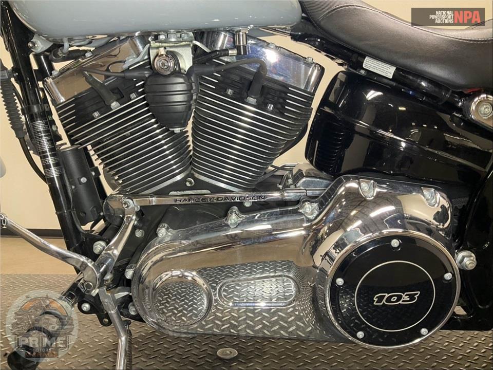 2015 Harley-Davidson FXSB BREAKOUT — фото 7
