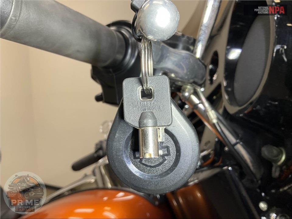 2014 Harley-Davidson FLHTK ELECTRA GLIDE ULTRA LIMITED — фото 11