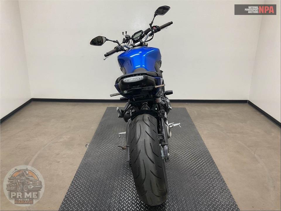 2016 Yamaha FZ-09 — фото 4
