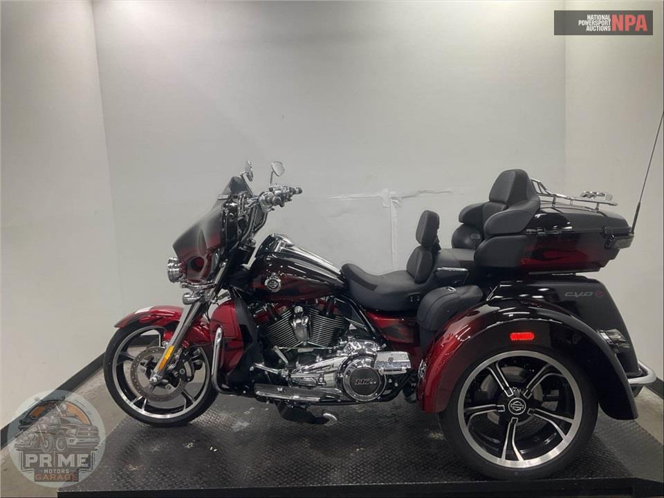 2022 Harley-Davidson FLHTCUTGSE CVO TRI GLIDE — фото 3