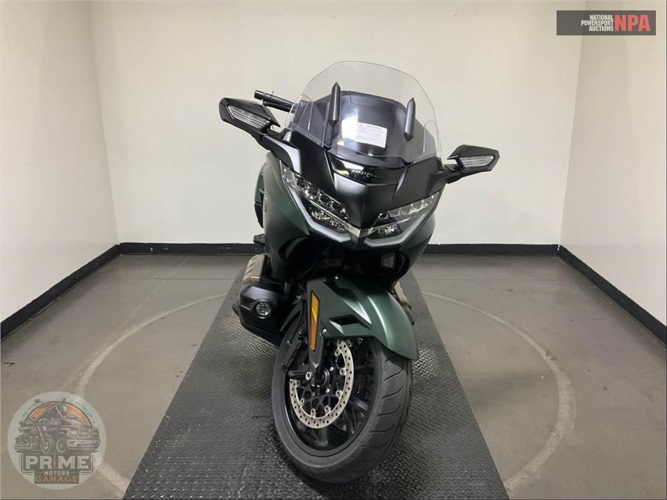 2024 Honda GL1800B GOLDWING — фото 2