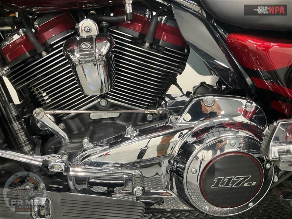 2022 Harley-Davidson FLHTCUTGSE CVO TRI GLIDE — фото 7
