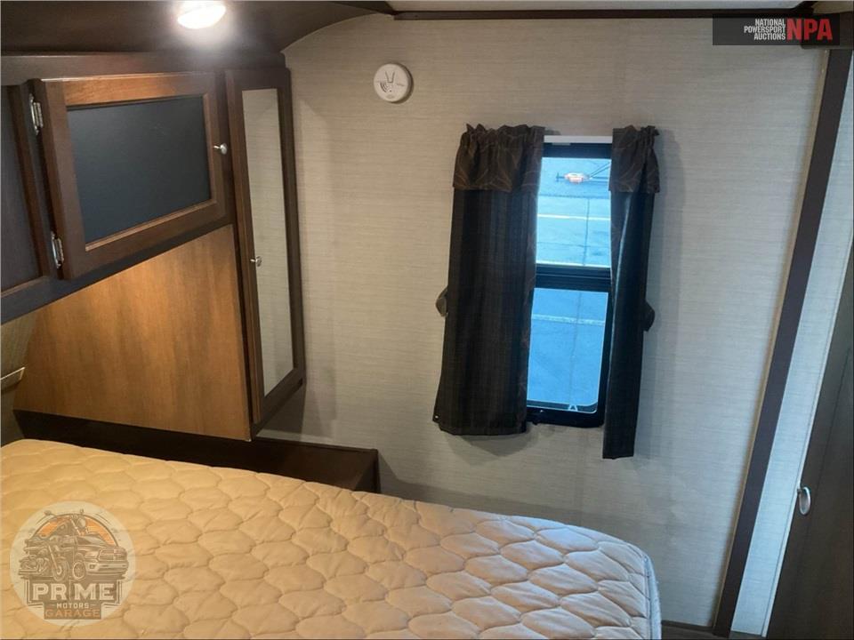 2017 Keystone Rv M-26 RBPR - BULLET PREMIER SERIES — фото 11
