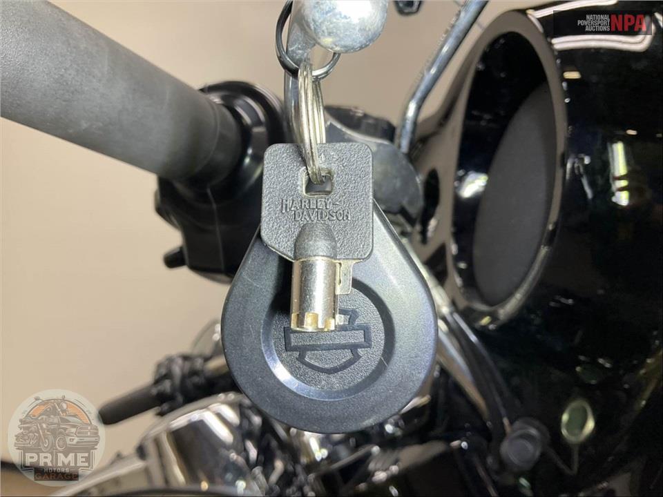 2018 Harley-Davidson FLHTK ULTRA LIMITED — фото 11