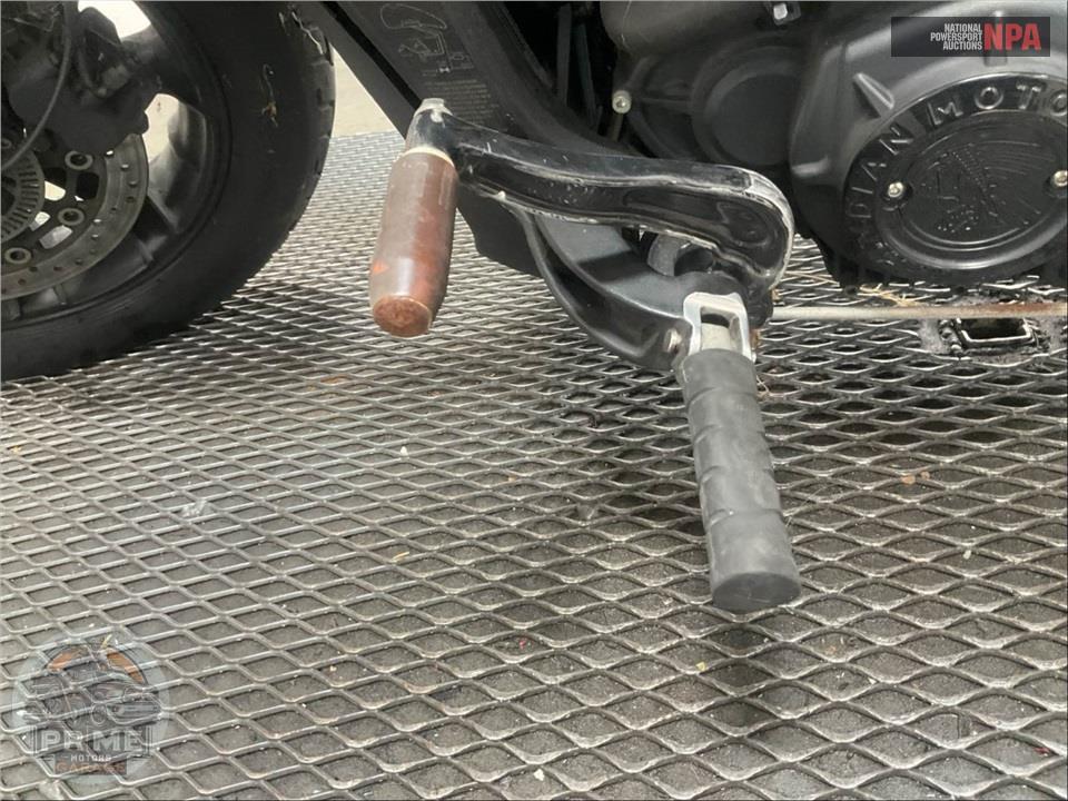 2021 Indian Motorcycle SCOUT BOBBER (ABS, BLACK SMOKE) — фото 25