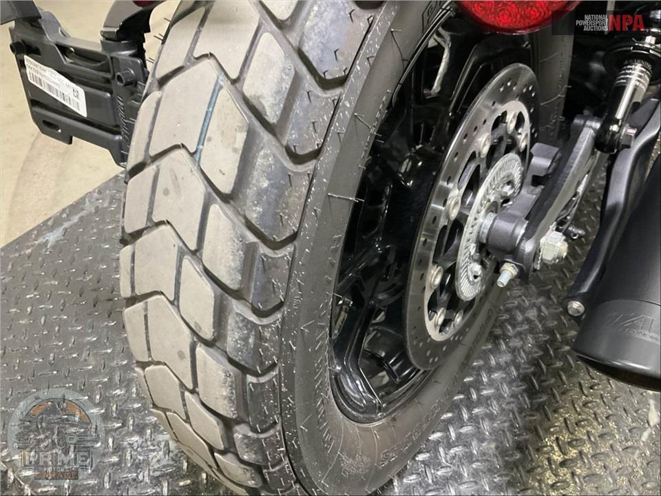2025 Indian Motorcycle SCOUT BOBBER — фото 17