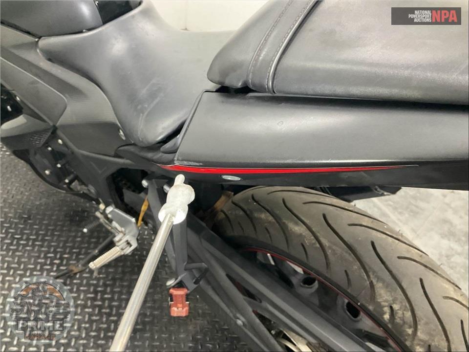 2017 Yamaha YZF-R3 — фото 19