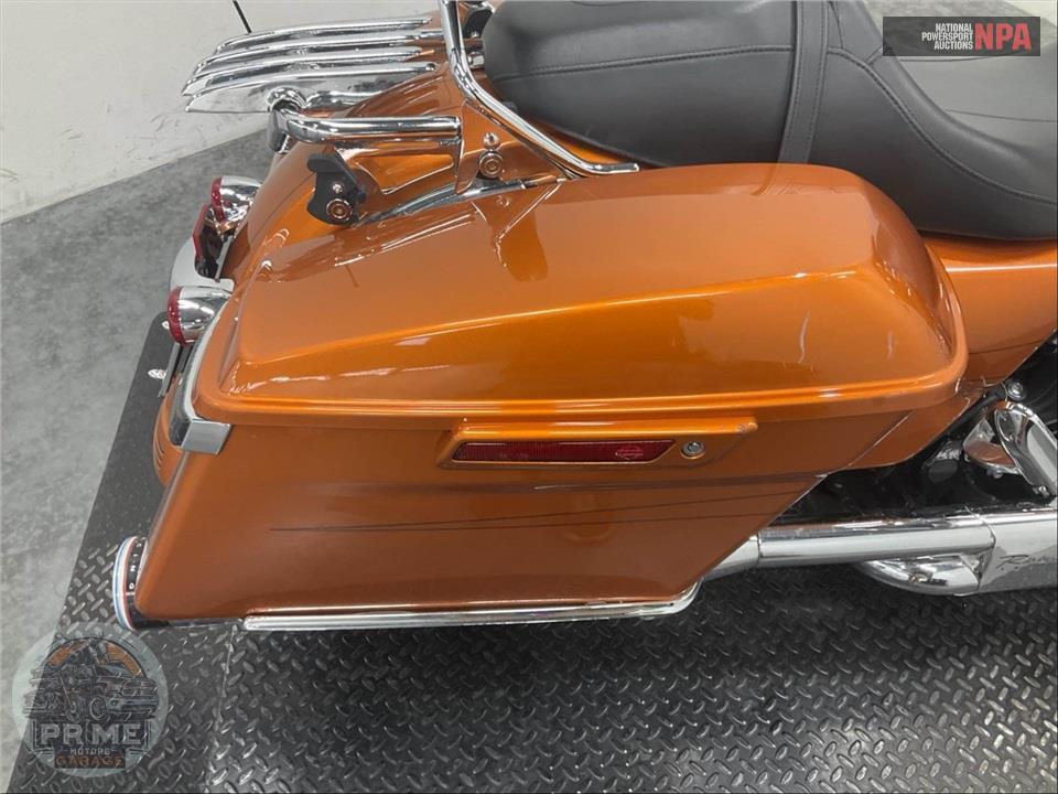 2015 Harley-Davidson FLHXS STREET GLIDE SPECIAL — фото 22