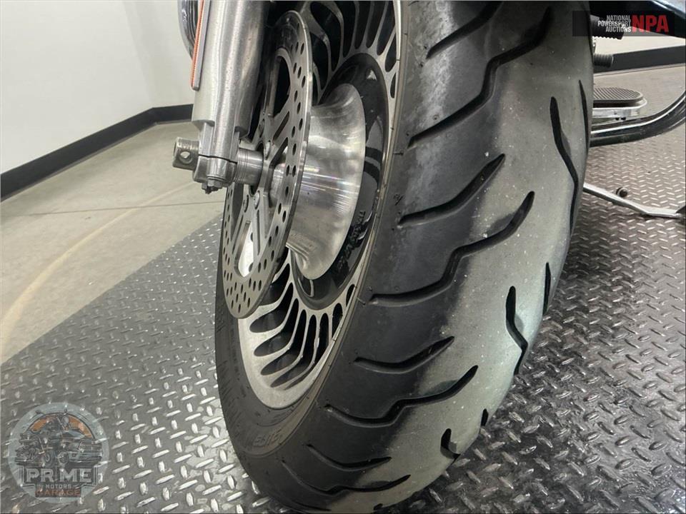 2010 Harley-Davidson FLHR ROAD KING — фото 27