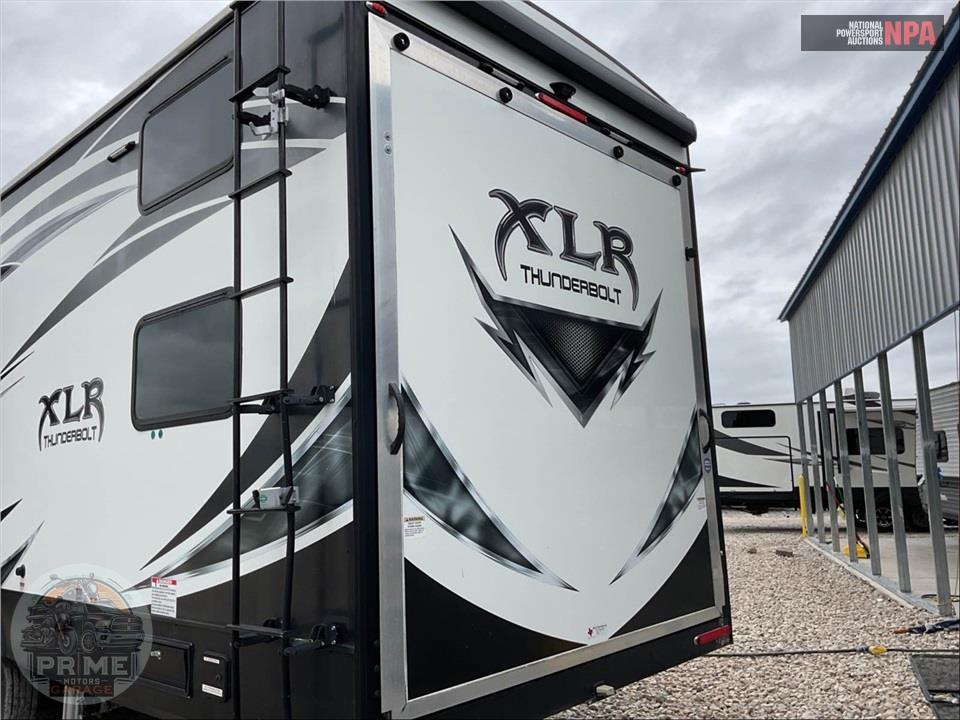2019 Xlr By Forest River M-382AMP - THUNDERBOLT TOY HAULER TOY HAULER SERIES — фото 44