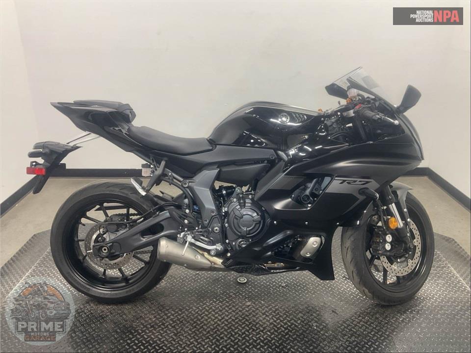 2025 Yamaha YZF-R7 — фото 1