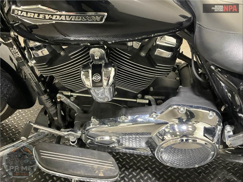2023 Harley-Davidson FLHX STREET GLIDE — фото 7